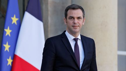 Olivier Véran, ministre chargé du Renouveau démocratique et porte-parole du gouverment, à Paris, le 9 février 2022.&nbsp; (LUDOVIC MARIN / AFP)