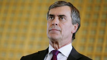 Le ministre du Budget, J&eacute;r&ocirc;me Cahuzac, lors d'une conf&eacute;rence de presse, le 4 octobre 2012 &agrave; Paris. (KENZO TRIBOUILLARD / AFP)