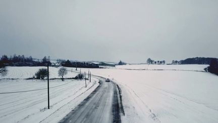 Météo : dix centimètres de neige tombés en Bretagne, un phénomène rare. (FRANCE 3)