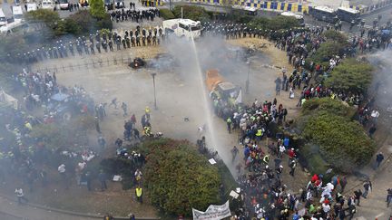 La colère des agriculteurs fait plier Bruxelles