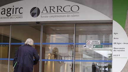 Le siège social de l'Association générale des institutions de retraite complémentaires des cadres et l'Association pour le régime de retraite complémentaire des salariés (Agirc et Arcco) à Paris. (KENZO TRIBOUILLARD / AFP)