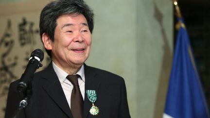 Isao Takahata honoré des Arts et Lettres à l'Ambassade de France à Tokyo.
 (JIJI PRESS / AFP)