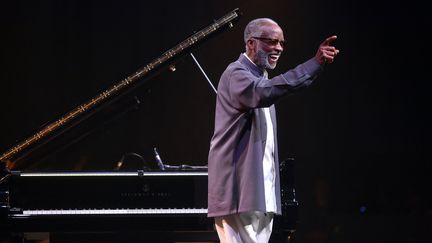 Le pianiste Ahmad Jamal, lors d'un concert au Marciac Jazz Festival, le 4 août 2016. (REMY GABALDA / AFP)