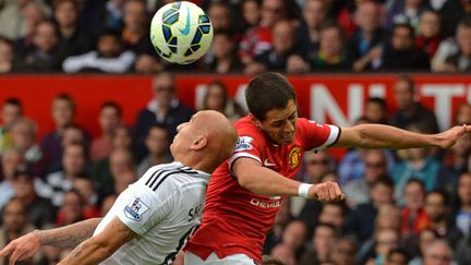 Javier Hernandez (Manchester United) face à Jonjo Shelvey (Swansea)