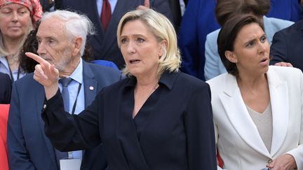 Marine Le Pen à la tête du groupe RN à l'Assemblée nationale, le 10 juillet 2024. (BERTRAND GUAY / AFP)