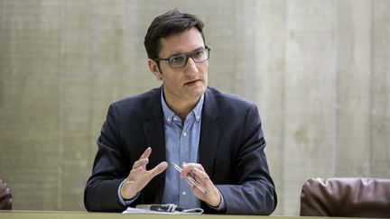  (Olivier Dartigolles, porte-parole du PCF, à Paris en mars 2016. © Maxppp)