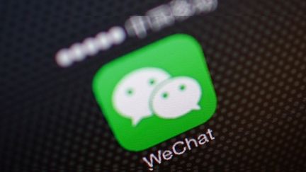 &nbsp; (La plateforme WeChat est particulièrement visée. © REUTERS/Petar Kujundzic)