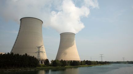 La centrale nucl&eacute;aire de Nogent-sur-Seine (Aube), le 25 avril 2011. (MAXPPP)