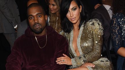 Kanye West et Kim Kardashian aux Grammys le 8 février 2015.
 (Larry Busacca / Getty Images North America / AFP)