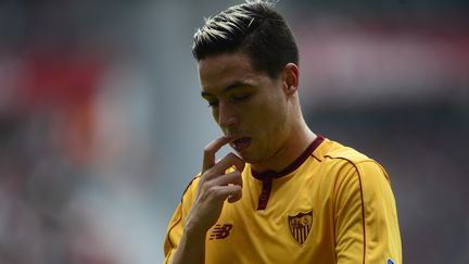 Samir Nasri lors du match du FC Séville à Gijon (Espagne), le 29 octobre 2016. (MIGUEL RIOPA / AFP)