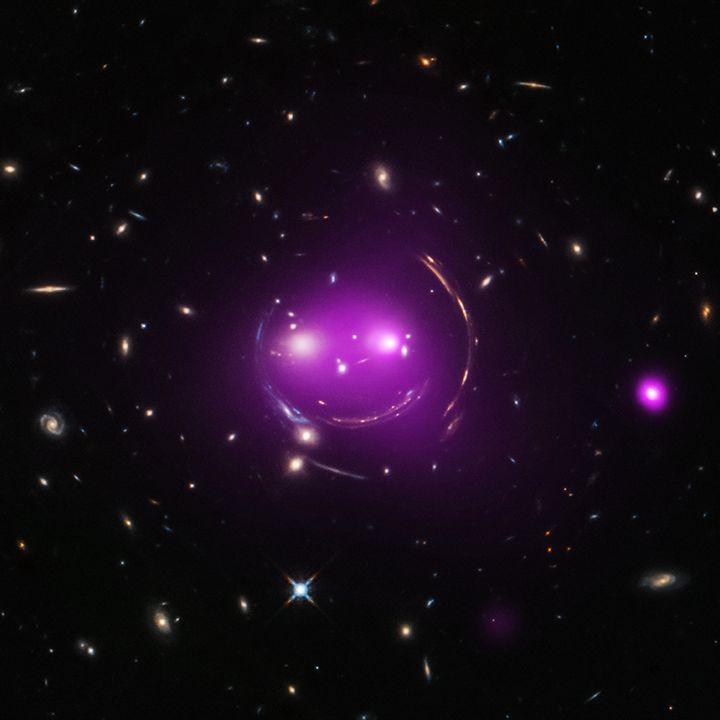 Le "chat du Cheshire" dévoilé par la Nasa, l'agence spatiale américaine, le 23 novembre 2015. (CHANDRA X-RAY OBSERVATORY CENTER / NASA)