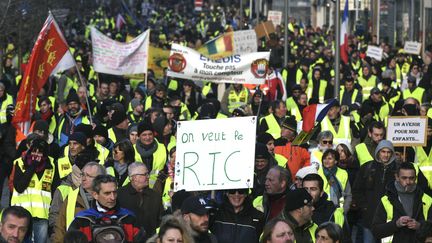 Une manifestation des "gilets jaunes" à Belfort, le 19 janvier 2019. (SEBASTIEN BOZON / AFP)