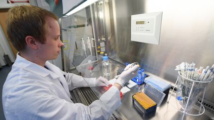 Coronavirus : le médecin a-t-il contaminé ses patients ?