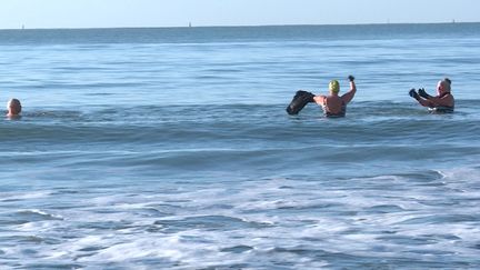 A La Baule, l’autorisation de nager en mer fait le bonheur des adeptes de baignade vivifiante