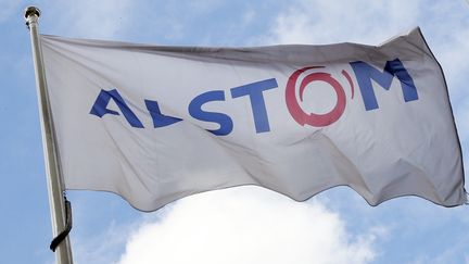 La branche "&eacute;nergie" d'Alstom est convoit&eacute;e par le groupe am&eacute;ricain General Electric et l'allemand Siemens. (PATRICK KOVARIK / AFP)