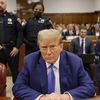 Donald Trump durant son procès pour fraudes dans l'affaire Stormy Daniels, le 20 mai 2024, dans un tribunal de New York (Etats-Unis). (MICHAEL M. SANTIAGO / GETTY IMAGES / AFP)