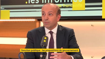 Rafik Smati, chef d’entreprise, président du mouvement Objectif France, sur le plateau de franceinfo, le 2 février 2018. (FRANCEINFO / RADIOFRANCE)