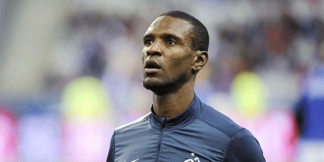 Eric Abidal en Bleu, une photo souvenir?