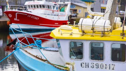 Bateau de pêche dans le port de Cherbourg (Cotentin), le 25 février 2021.&nbsp; (LEYLA VIDAL / MAXPPP)