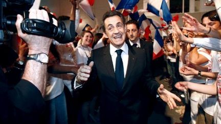 Nicolas Sarkozy, qui sera ce lundi dans le Loiret, en meeting à Rueil-Malmaison le 24 mars. (LUDOVIC / AFP)