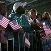 Des supporters de Bernie Sanders lors d'un meeting du candidat aux primaires démocrates, à Des Moines (Etats-Unis), le 31 janvier 2016. (ALEX WONG / GETTY IMAGES NORTH AMERICA / AFP)