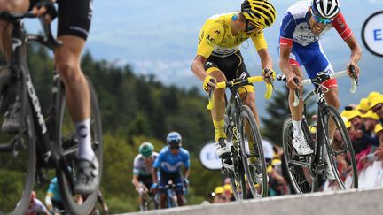 Tour de France : une étape bleu blanc rouge trustée par Pinot et Alaphilippe