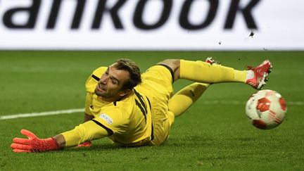 Le gardien marseillais Pau Lopez impuissant sur l'égalisation du Lokomotiv Moscou à la 89e minute.&nbsp; (ALEXANDER NEMENOV / AFP)