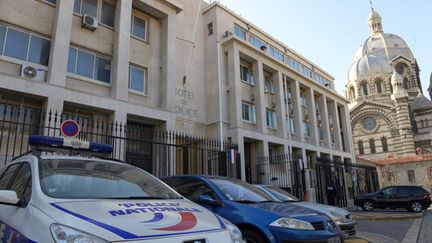  (Un enfant de 9 ans a été arrêté par la police à Marseille pour avoir tiré sur des passants à la carabine à plombs. © PHOTOPQR/LA PROVENCE/SPEICH Frédéric)