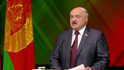 Samedi 2 juillet, le président de la Biélorussie Alexandre Loukachenko a affirmé que des missiles avaient été tirés depuis l’Ukraine sur son pays. (franceinfo)