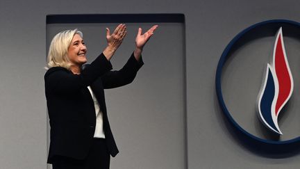 the president of the National Rally, Marine Le Pen, in Paris, November 18, 2022. (ALAIN JOCARD / AFP)