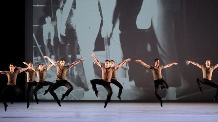 Répétition d&#039; This Part in Darkness&quot;, une chorégraphie de Benjamin Millepied à l&#039;Opéra de Lyon (14 décembre 2011)
 (Philippe Merle / AFP)