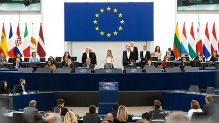 La présidente du Parlement européen, Roberta Metsola, s'exprime devant les eurodéputés le 12 décembre 2022 à Strasbourg (Bas-Rhin). (ABDESSLAM MIRDASS / HANS LUCAS / AFP)