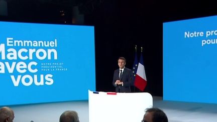 Présidentielle 2022 : Emmanuel Macron a présenté son programme