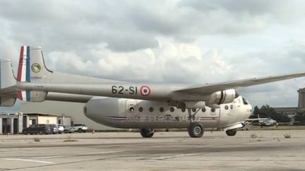 Laissé à l'abandon de nombreuses années, le Noratlas est le plus vieil avion au monde en état de vol.&nbsp; (CAPTURE D'ÉCRAN FRANCE 3)