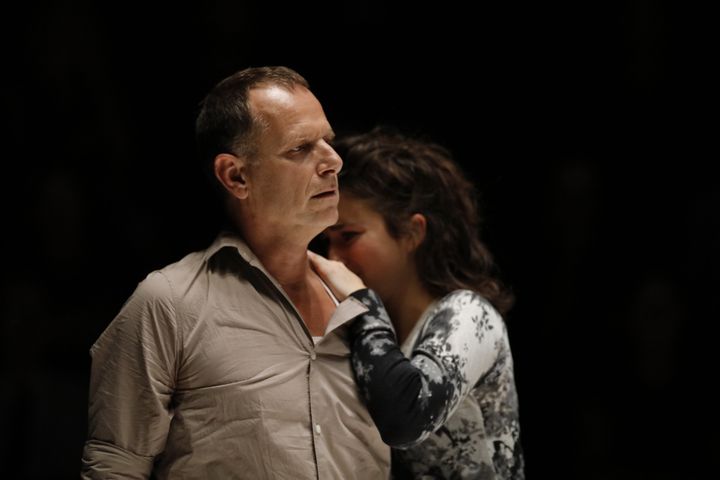 Charles Berling et  Pauline Cheviller 
 (Thierry Depagne)