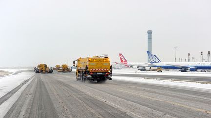 Le déneigement de pistes à l'aéroport (AirJournal)