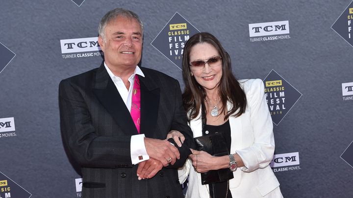 Leonard Whiting et Olivia Hussey, acteurs du film "Roméo et Juliette", lors de la sortie d'une nouvelle version du film, le 26 avril 2018, à Los Angeles. (CHRIS DELMAS / AFP)