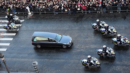 Mort de Johnny Hallyday : une ferveur impressionnante sur les Champs-Elysées