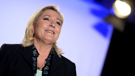 La présidente du Front national, Marine Le Pen, lors d'un meeting à Laval (Mayenne), le 4 novembre 2015. (MAXPPP)