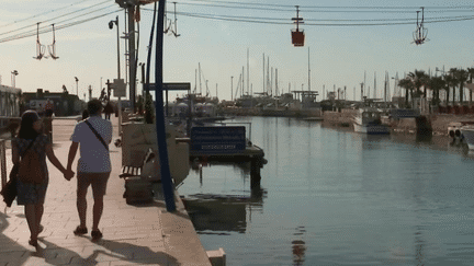 Météo : à Palavas-les-Flots, touristes et restaurateurs profitent de températures très clémentes (France 2)