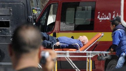 L'un des bless&eacute;s de l'attaque du Bardo, le 18 mars 2015, dans la banlieue de Tunis (Tunisie). (REUTERS)