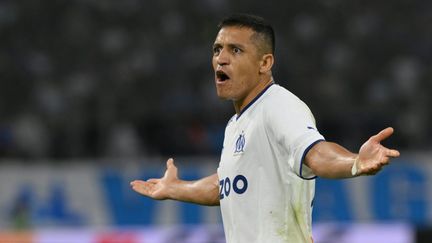 Le Chilien Alexis Sanchez lors de la défaite de l'OM contre Lens, le 22 octobre 2022. (NICOLAS TUCAT / AFP)