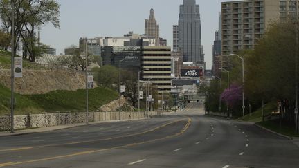 Un quartier de Kansas City (Missouri)&nbsp;pendant le confinement, le 14 avril 2020. (CHARLIE RIEDEL / AP / SIPA)