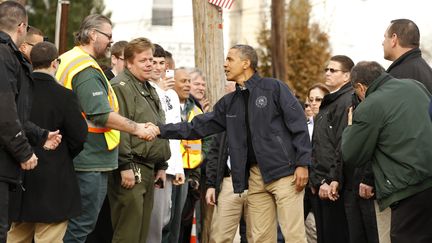 Le pr&eacute;sident am&eacute;ricain, Barack Obama, s'est rendu le 16 novembre 2012 &agrave; New York (Etats-Unis), &agrave; Staten Island,&nbsp;quartier d&eacute;vast&eacute; par l'ouragan&nbsp;Sandy. (KEVIN LAMARQUE / REUTERS)