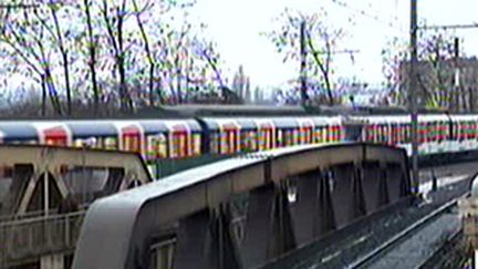 Un train sur deux circule depuis dimanche sur les tronçons Paris-Versailles Rive Droite et Paris-Saint-Nom-la-Bretèche. (F2)