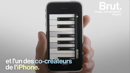 Ils sont derrière l'iPhone, l'infinite scrolling ou encore les algorithmes de YouTube. Mais aujourd'hui, ces créateurs portent un regard critique sur les conséquences de leurs inventions. Envoyé Spécial est allé à leur rencontre.