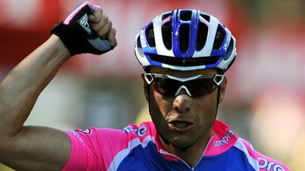 Alessandro Petacchi (Lampre) peut lever le poing, il était le plus rapide.