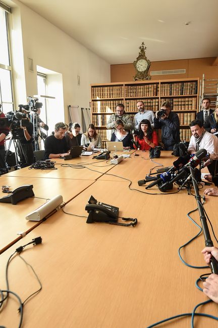 La procureure de la République de Besançon (Doubs), Edwige Roux-Morizot, donne une conférence de presse, le 6 novembre 2017, après la mort d'Alexia Daval. (SEBASTIEN BOZON / AFP)