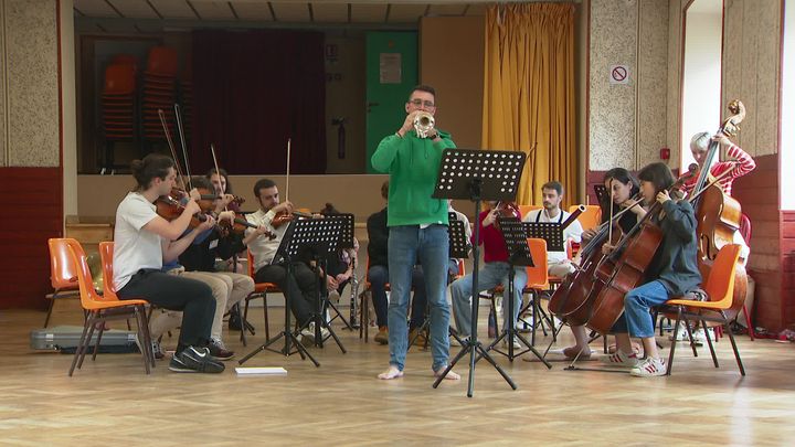 Séance de répétition à la Tour d'Auvergne. (France 3 Auvergne)