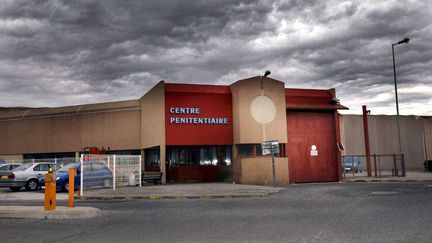 L'entr&eacute;e du centre p&eacute;nitentiaire de Perpignan&nbsp;(Pyr&eacute;n&eacute;es-Orientales), le 31 mai 2010. (MAXPPP)